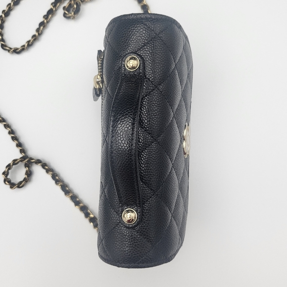 Brand new 23P authentic Chanel business affinity clutch with chain - Picture 16 of 17